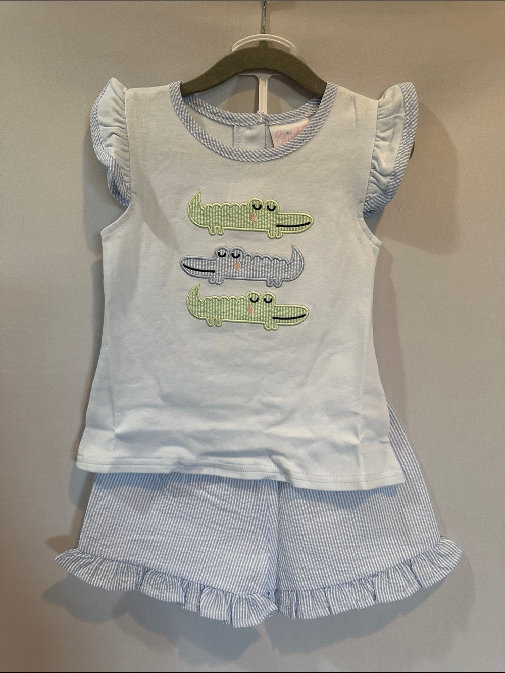 Girls White Crocodile Applique Tank & Blue Stripe Shorts Matching Set